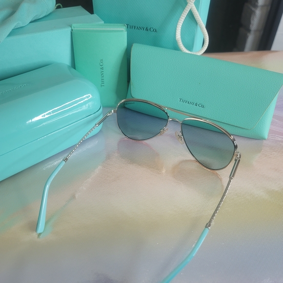 Tiffany & Co. Blue Sunglasses and Accessories Set - Picture 9 of 16